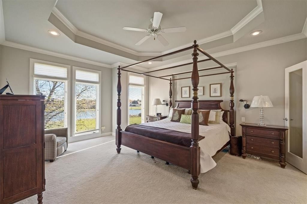 812 SW Lake Pines Drive — photo 27