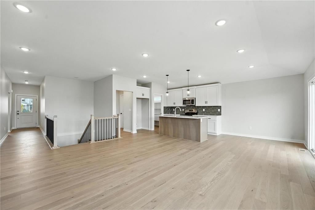 4421 SW Grindstone Circle — photo 3