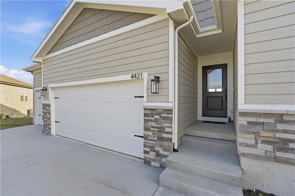 4421 SW Grindstone Circle — photo 29