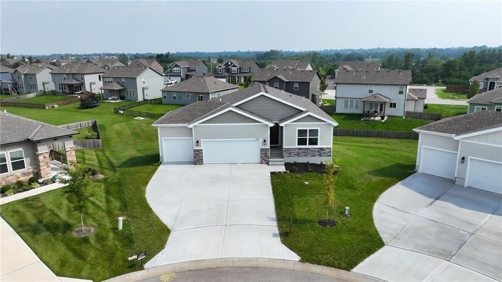 4421 SW Grindstone Circle — photo 38