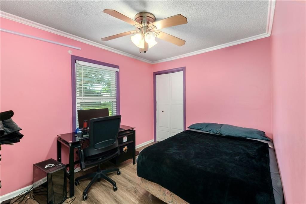 11006 W 57TH Street — photo 5