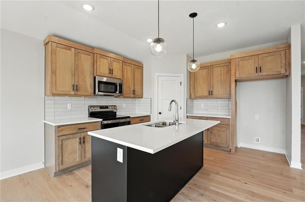 4420 SW Grindstone Circle — photo 5