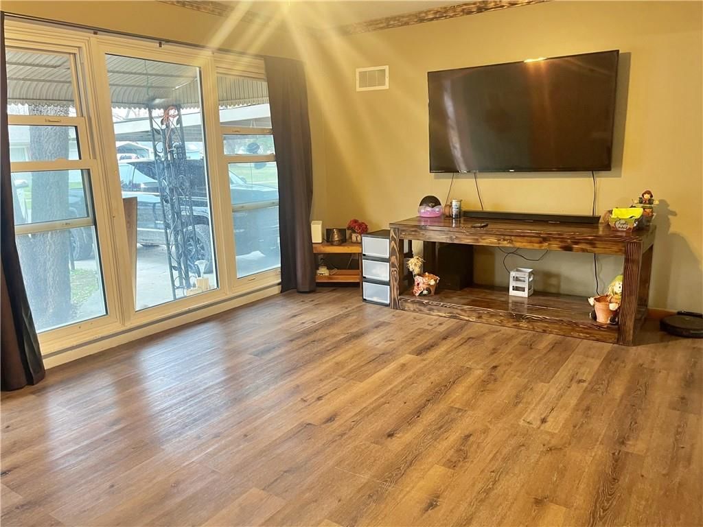 316 N Webster Street — photo 3