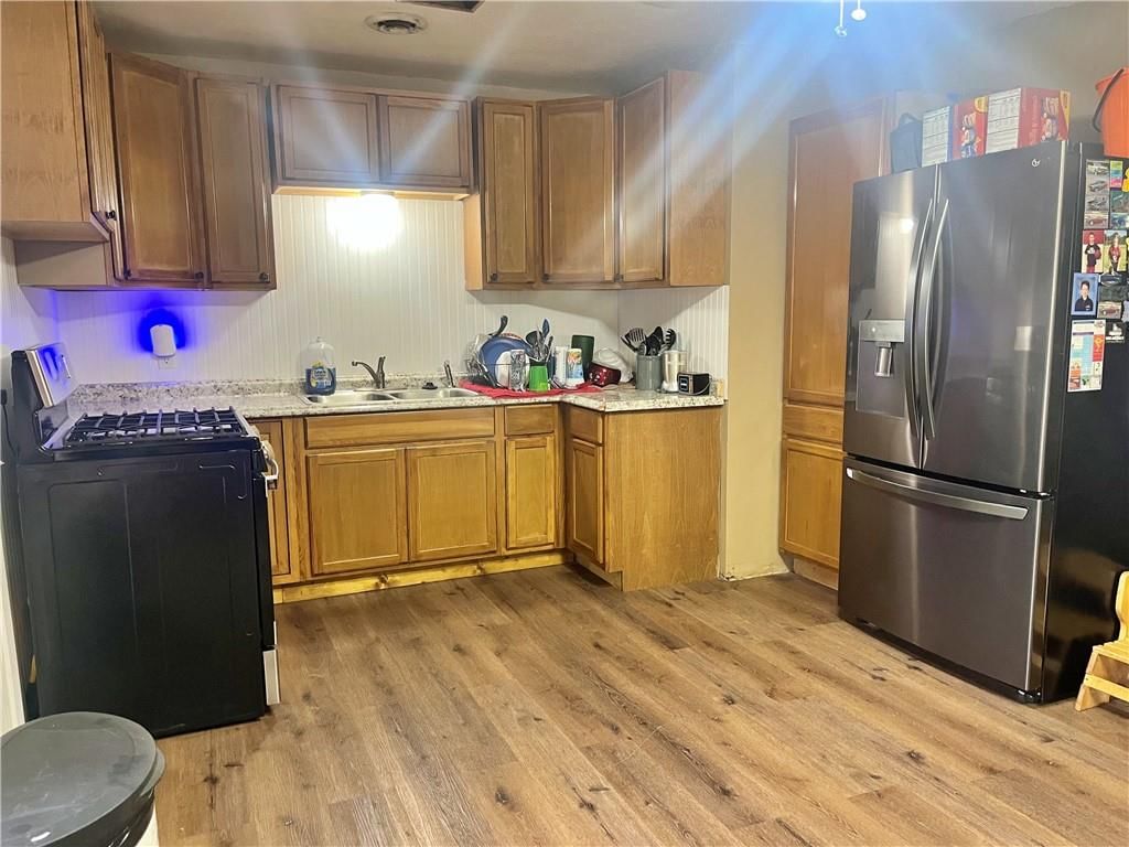 316 N Webster Street — photo 6