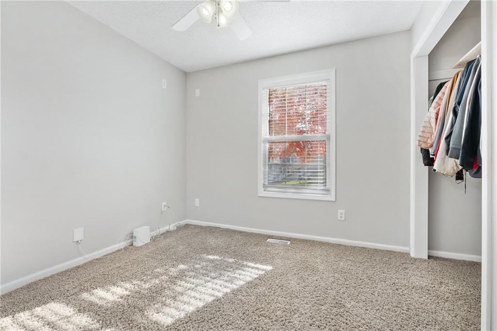 105 NE Madison Court — photo 25