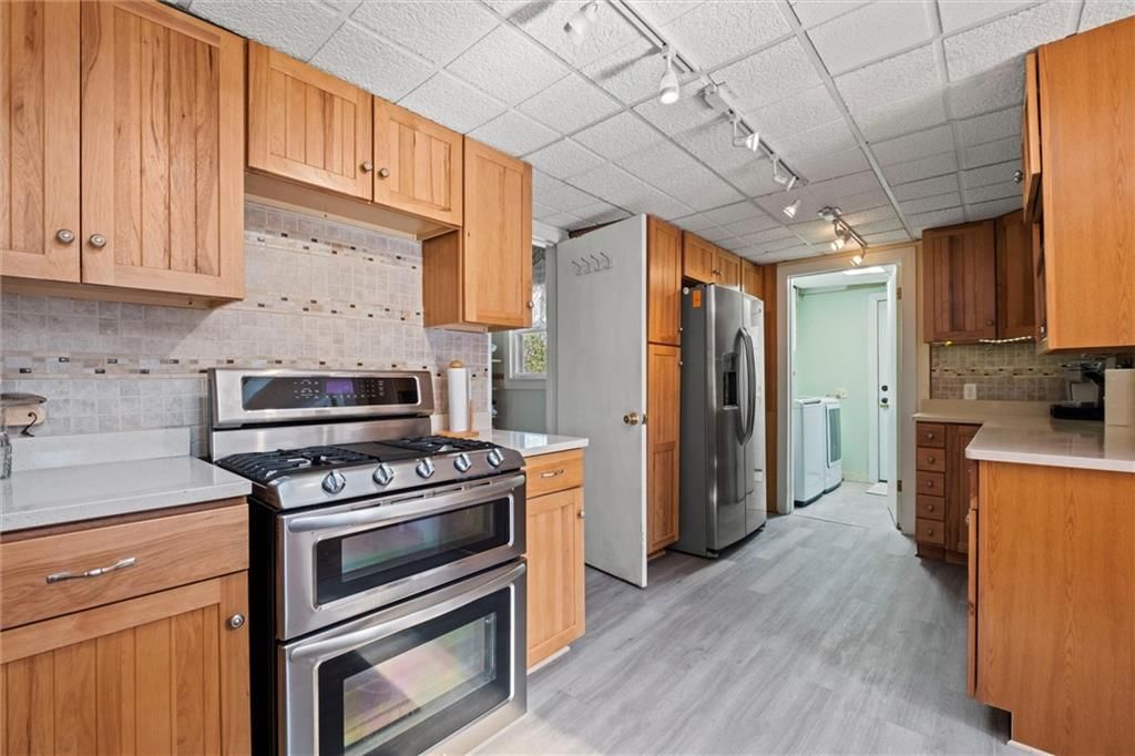 Photo 12 of 35 - 27977 W 311th Street