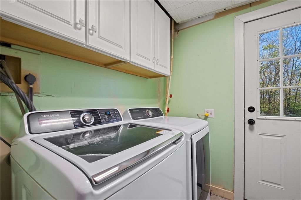 Photo 15 of 35 - 27977 W 311th Street