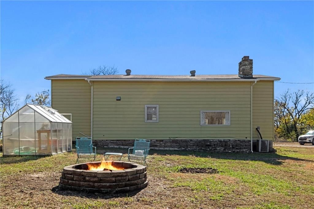 Photo 28 of 35 - 27977 W 311th Street