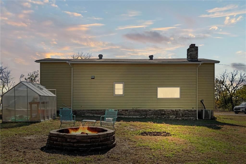 Photo 29 of 35 - 27977 W 311th Street