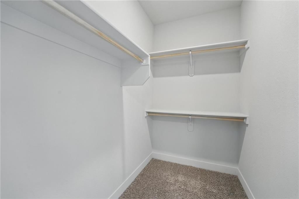Photo 11 of 48 - 1617 Grayhawk Drive