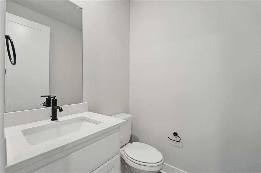 Photo 13 of 48 - 1617 Grayhawk Drive