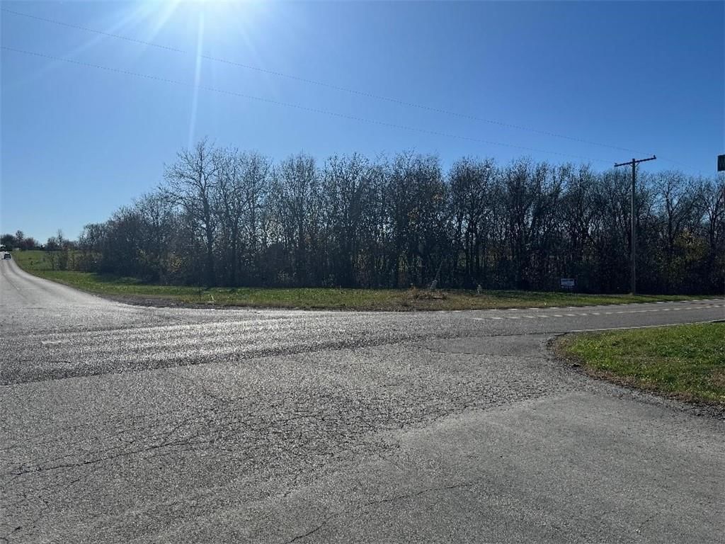 31415 W 167 Street — photo 3