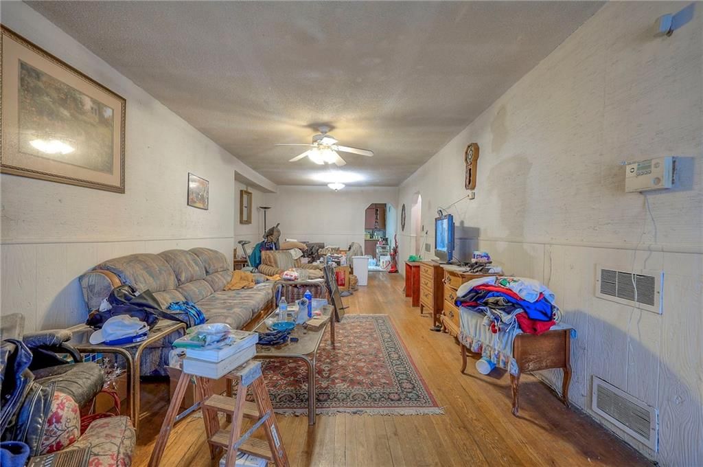 2225 Jackson Avenue — photo 5