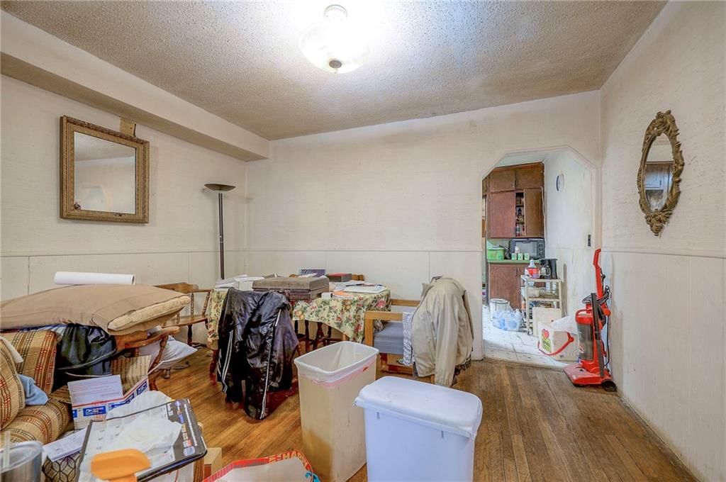 2225 Jackson Avenue — photo 6