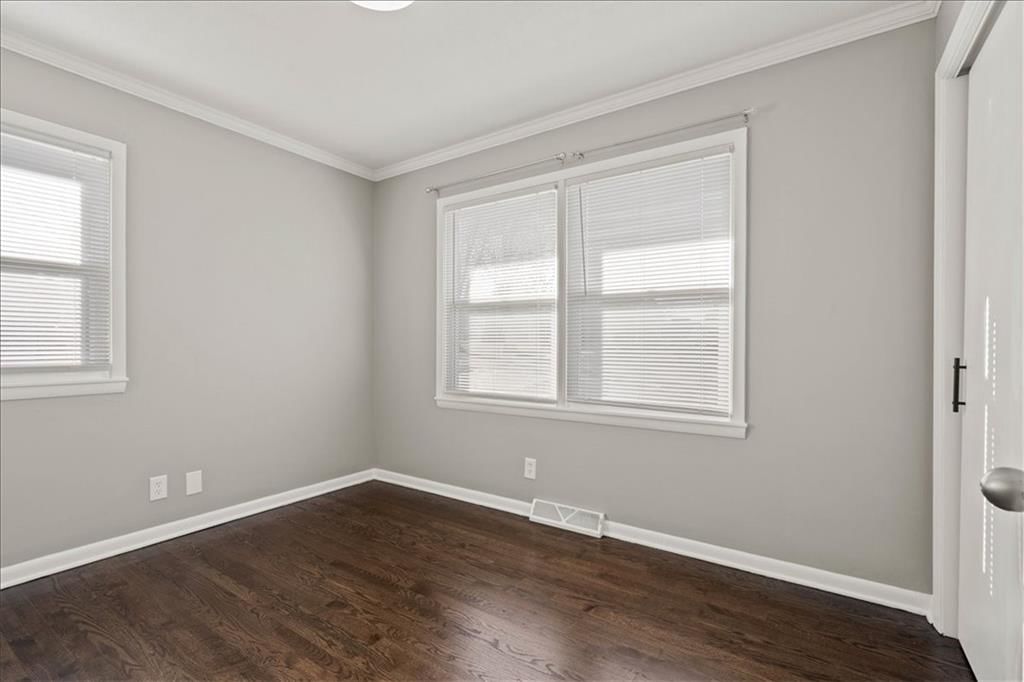 2641 S 31st Street — photo 14