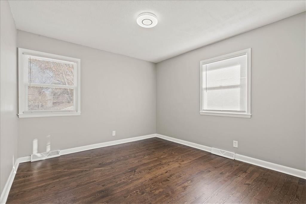 2641 S 31st Street — photo 15