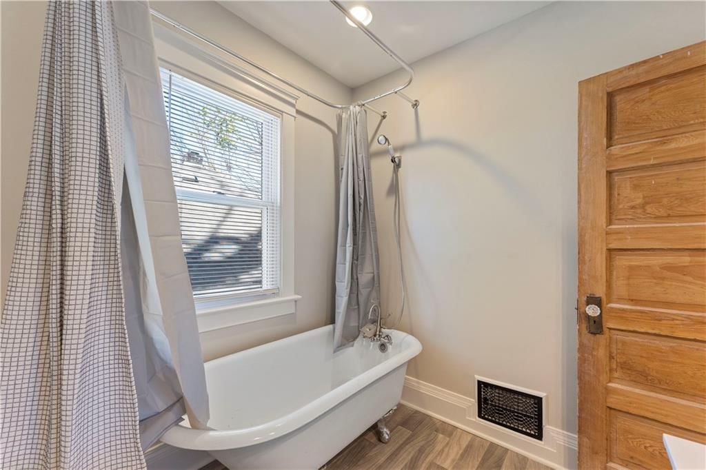 3224 E 11th Street — photo 25