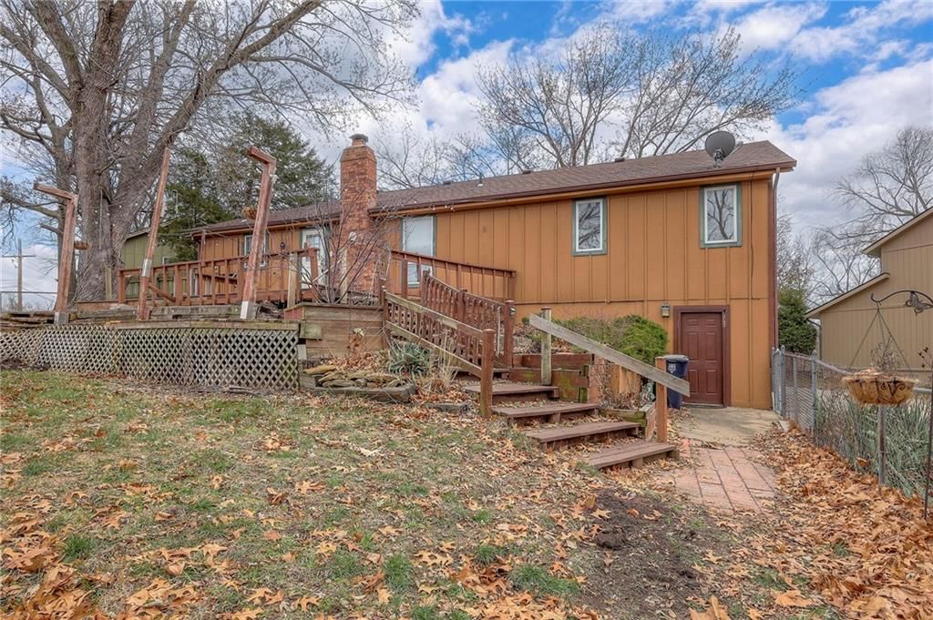 8387 N Britt Court — photo 32