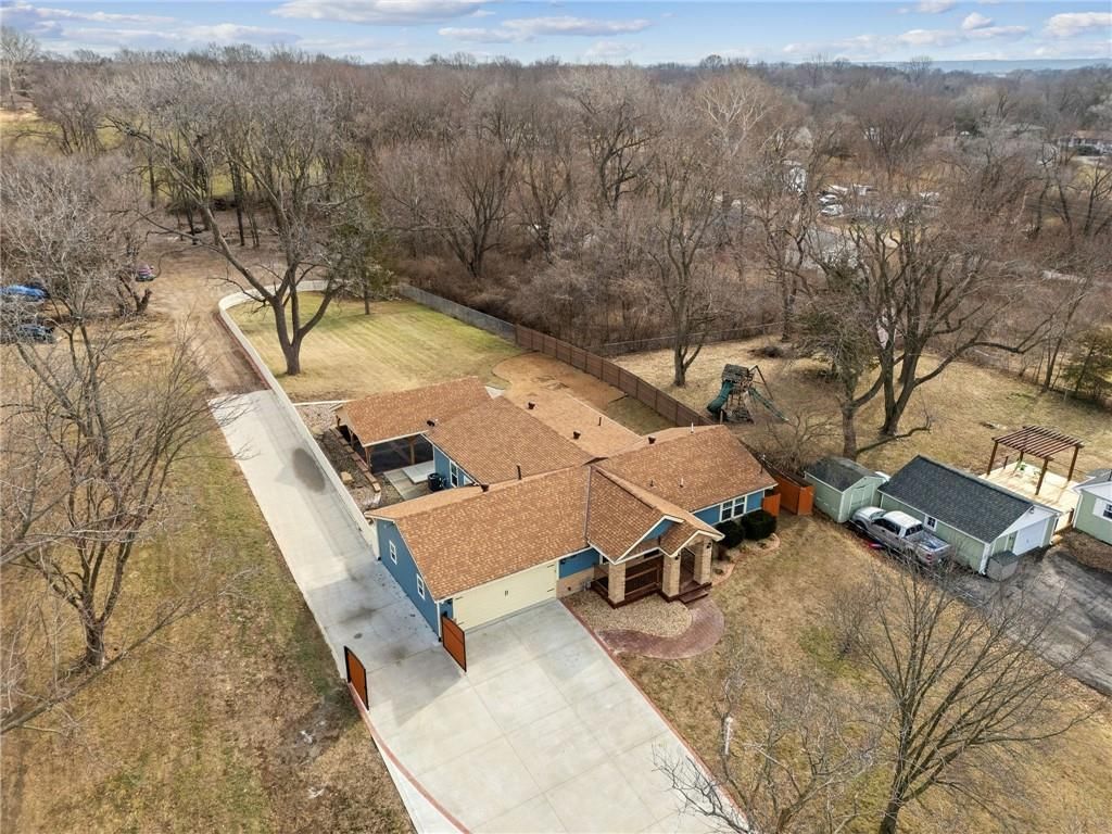 2931 N 69th Street — photo 5