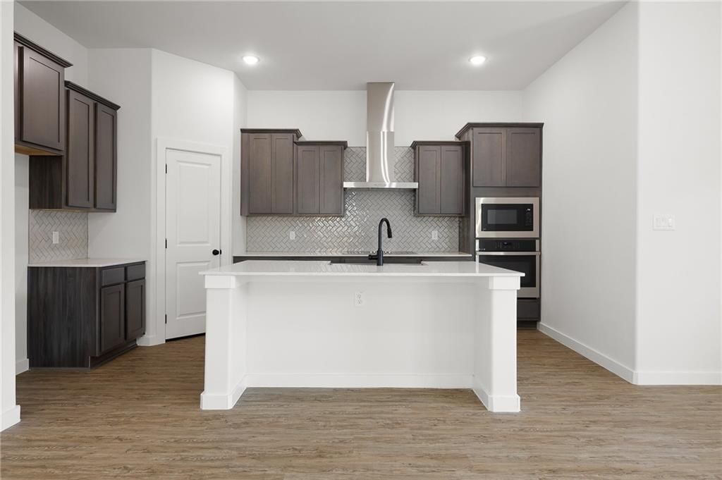 1648 Grayhawk Drive — photo 6