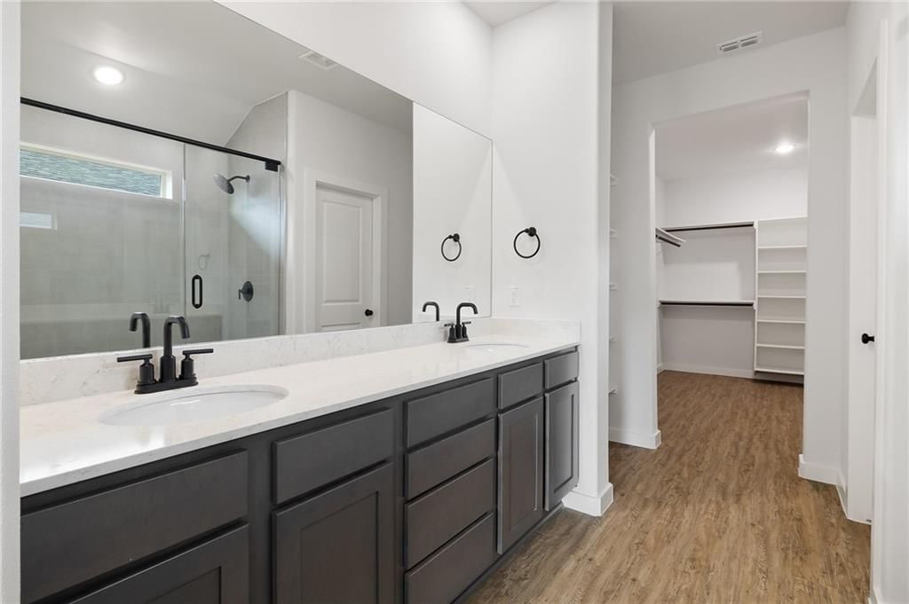 1648 Grayhawk Drive — photo 10