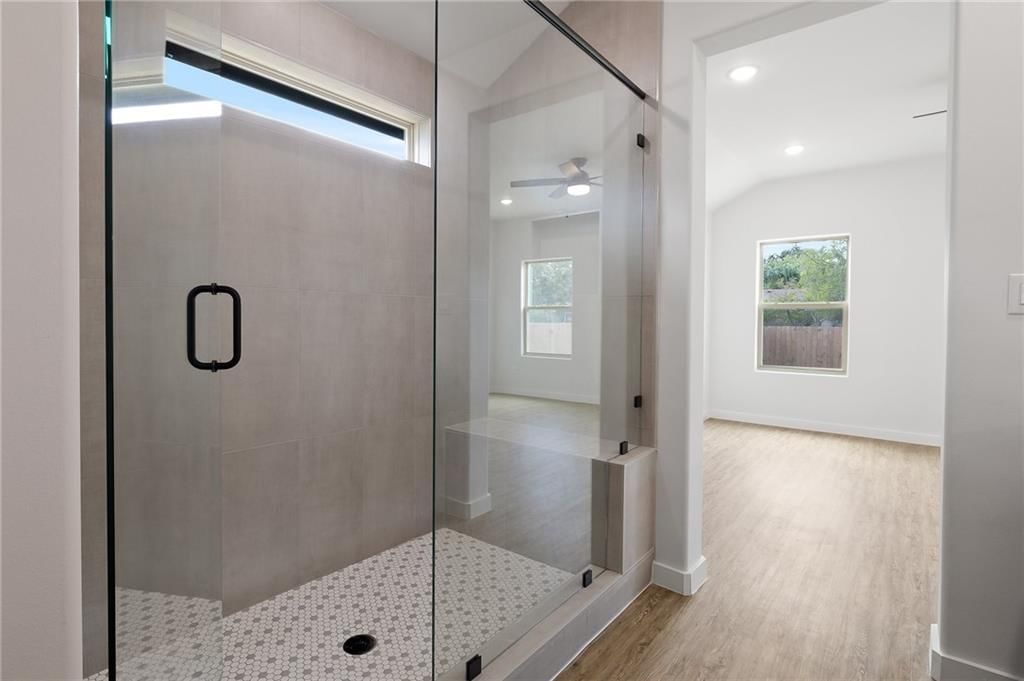 1648 Grayhawk Drive — photo 11