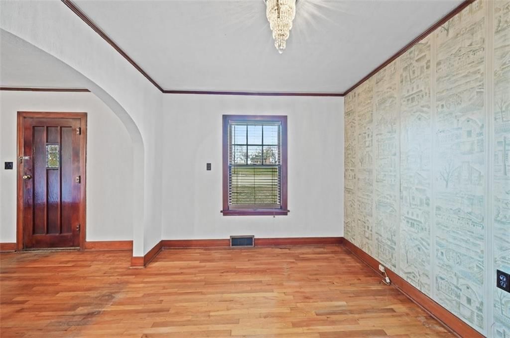 901 Metropolitan Avenue — photo 10