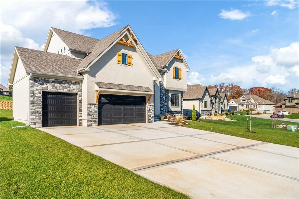 4548 NE Sherwood Drive — photo 3