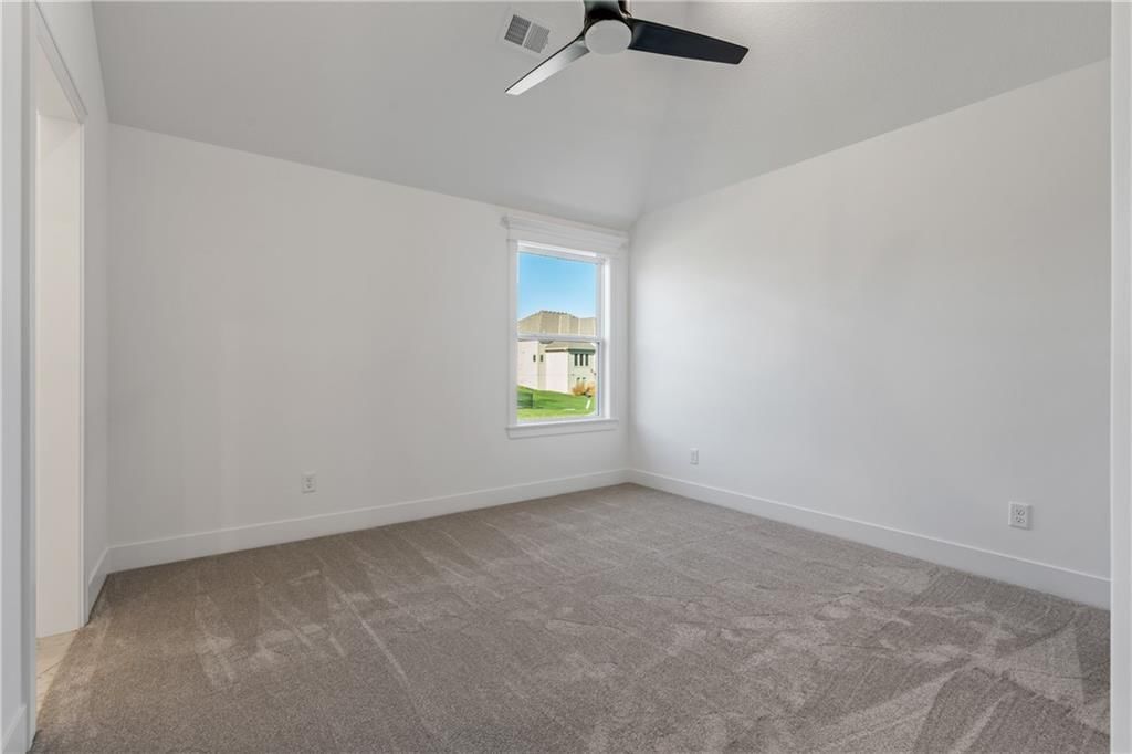 4548 NE Sherwood Drive — photo 41