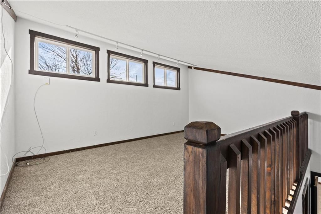 1306 E Hubach Hill Road — photo 20