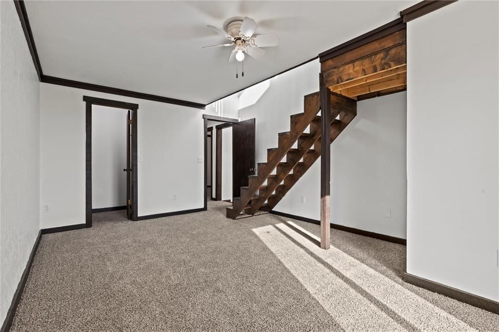 1306 E Hubach Hill Road — photo 24