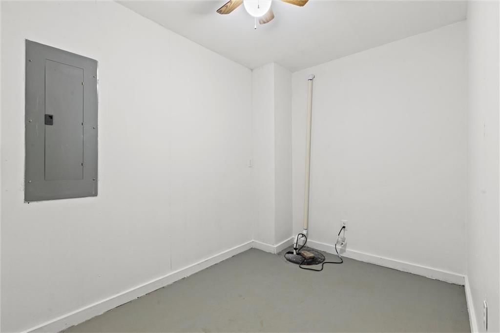 1306 E Hubach Hill Road — photo 30