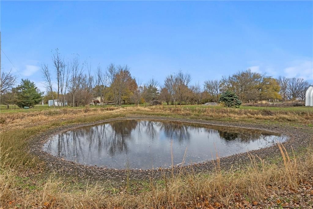 1306 E Hubach Hill Road — photo 35
