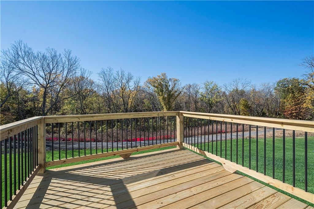 612 Marie Court — photo 33