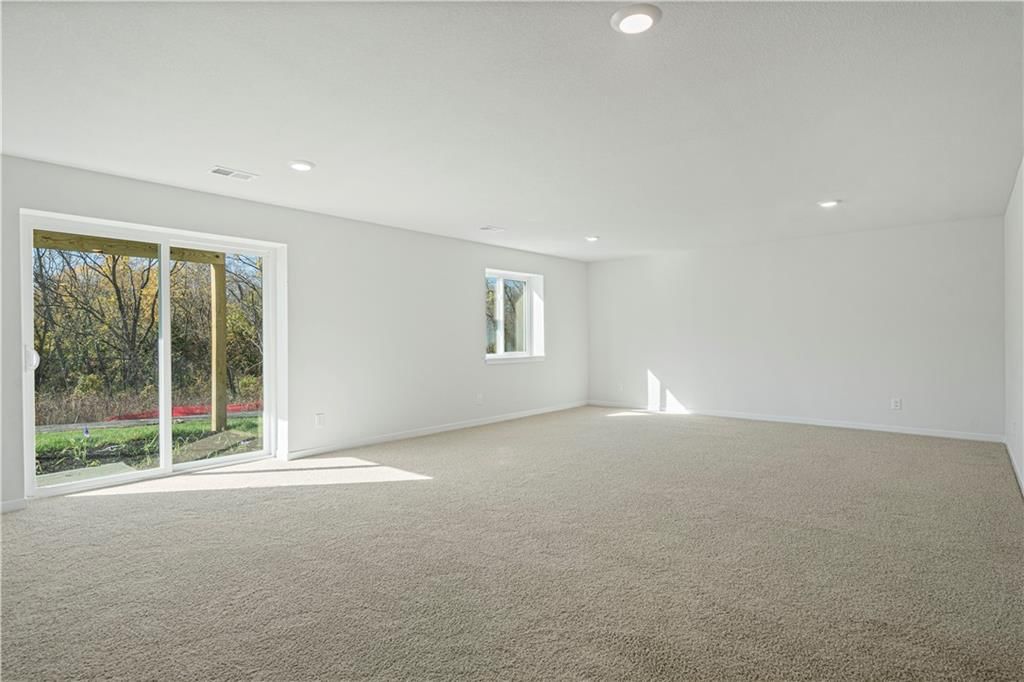 612 Marie Court — photo 35