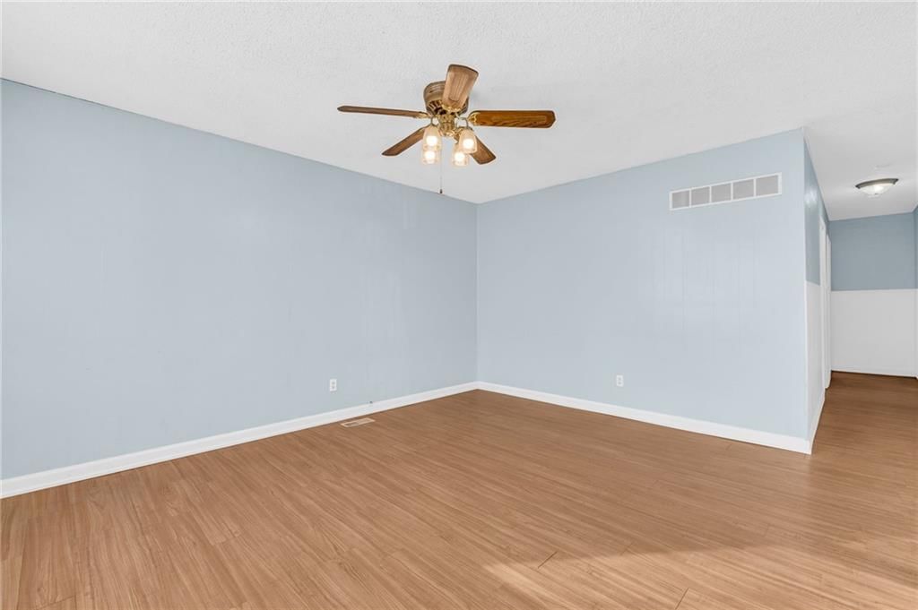 104 W McDonald Street — photo 5