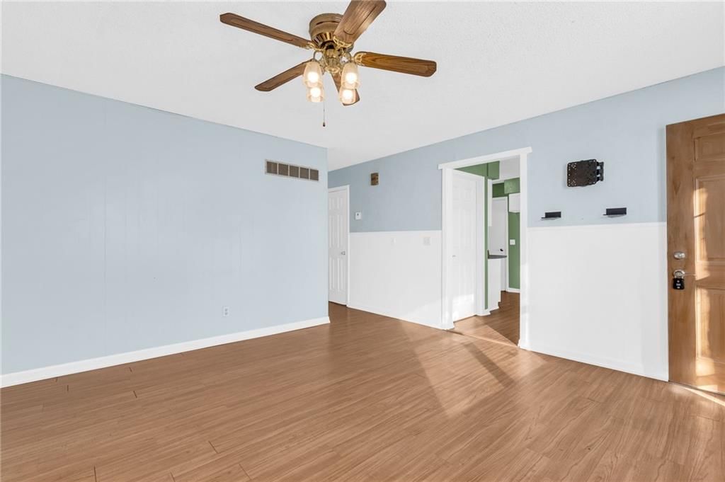 104 W McDonald Street — photo 6