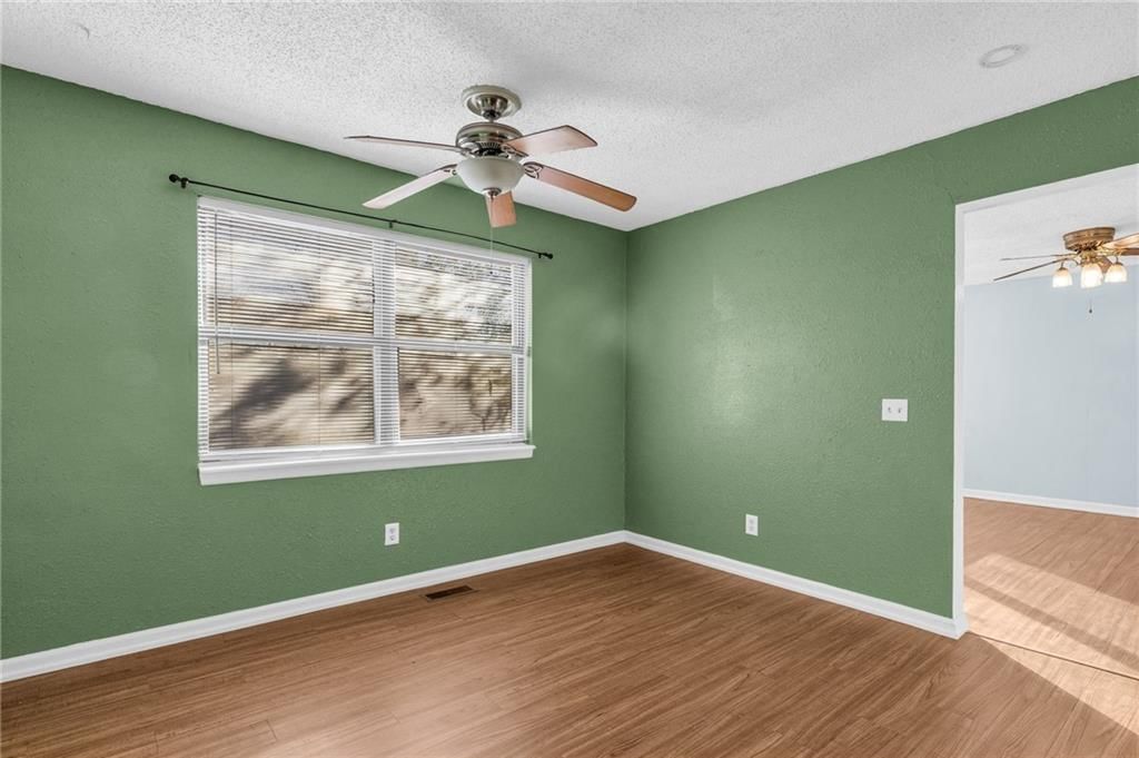 104 W McDonald Street — photo 8