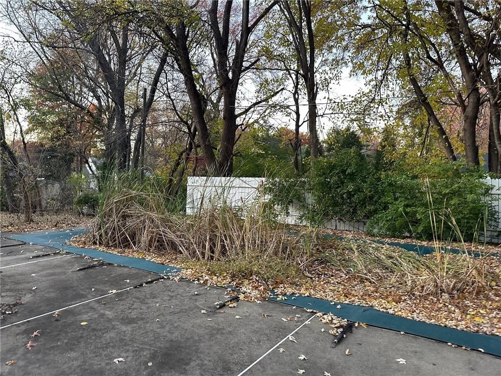 8120 Lee Boulevard — photo 6