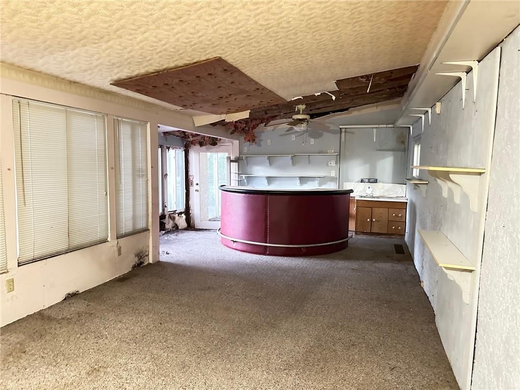 8120 Lee Boulevard — photo 17