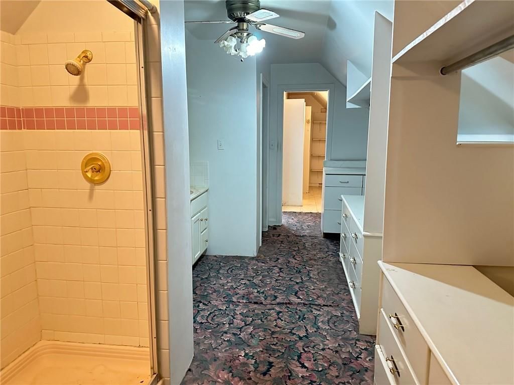 8120 Lee Boulevard — photo 20