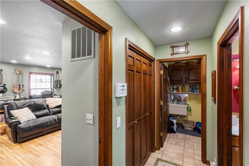 401 Taylor Road — photo 43