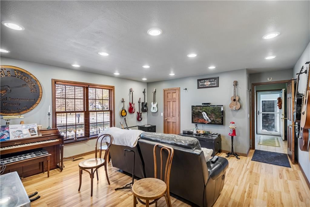 401 Taylor Road — photo 45