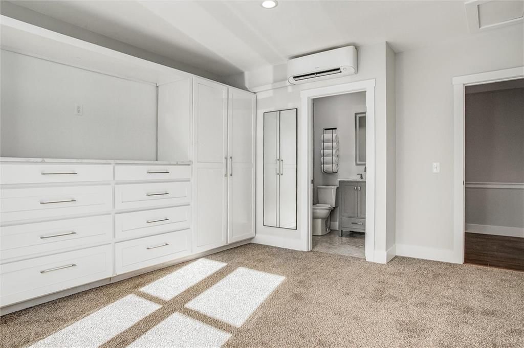 710 W South Street — photo 14