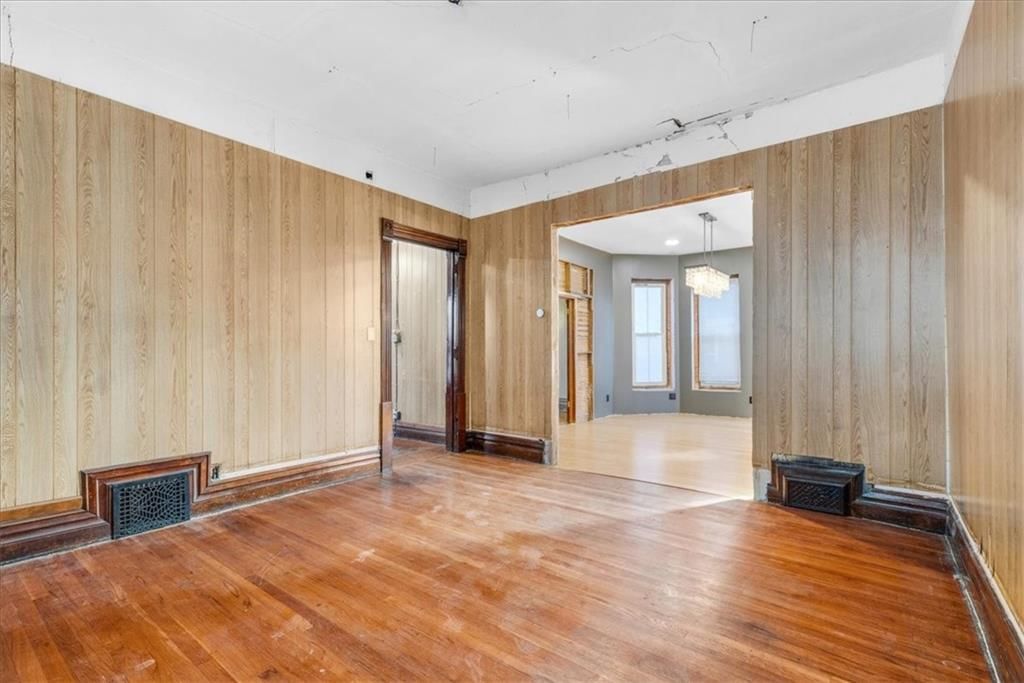 324 Wabash Avenue — photo 14