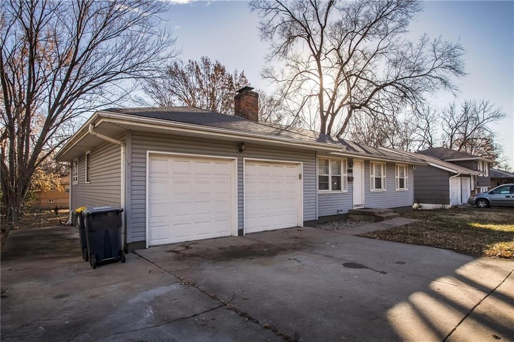9203 JAMES A REED Road — photo 3