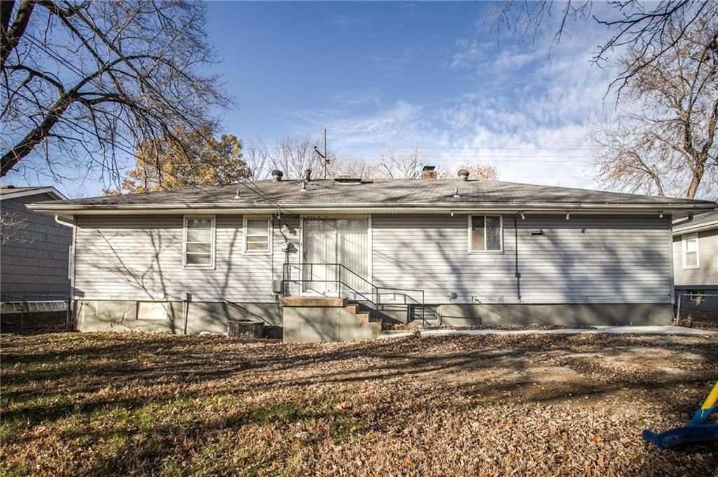 9203 JAMES A REED Road — photo 25