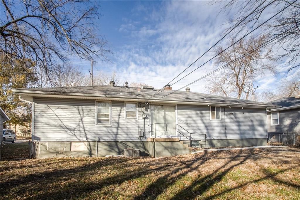 9203 JAMES A REED Road — photo 26
