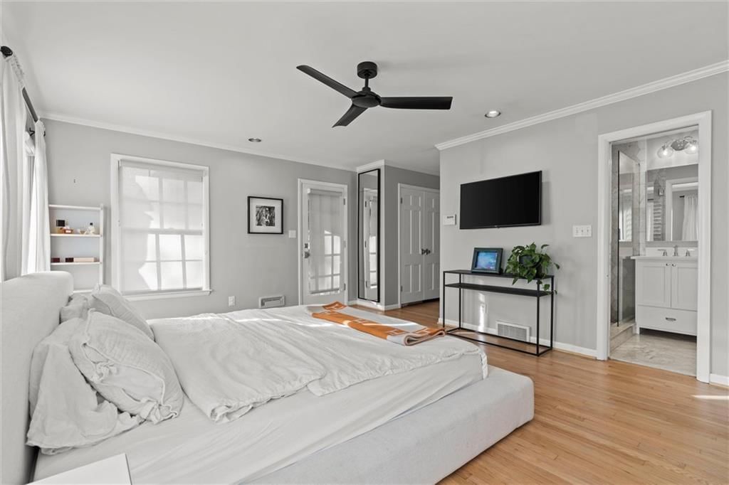 2101 W 70th Street — photo 23