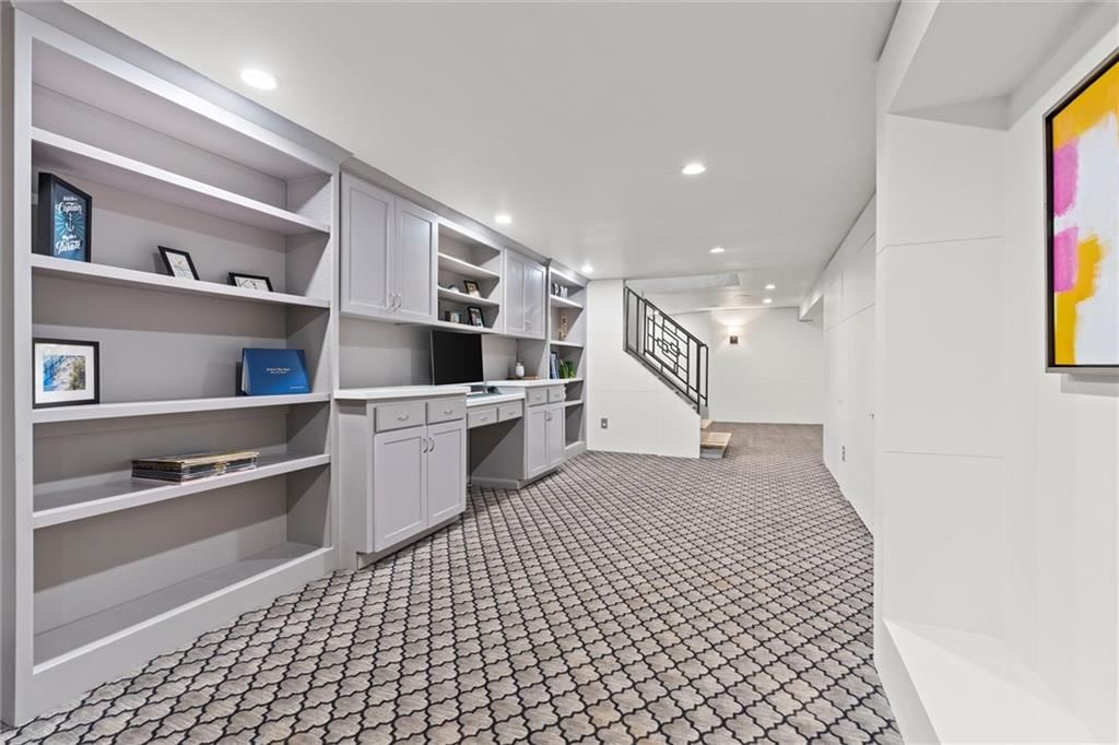 2101 W 70th Street — photo 35